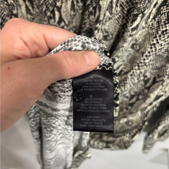 Norma Kamali Womens Snake Print Shirt Dress Size L Button Up Long Sleeve Stretch - Picture 5 of 8